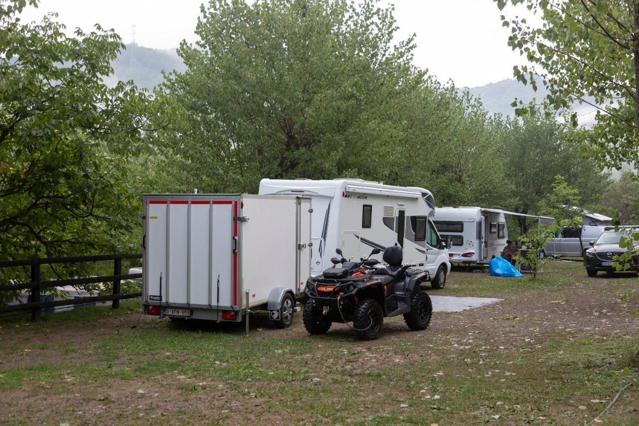 Camping Alta Ribagorca El Pont de Suert Exterior photo